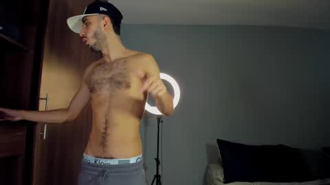 Paul online show from 09/24/25, 09:51