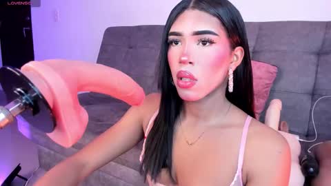 Snapshot of im_perlahot chatting on 02/21/26, 11:17 im_perlahot online show from 02/21/26, 11:17