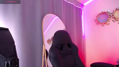 Jade Rosse online show from 10/29/25, 07:15