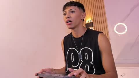 im_sebaslopez online show from 01/27/25, 05:25