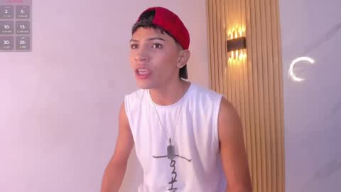 im_sebaslopez online show from 02/22/25, 03:34