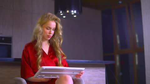 Snapshot of im_sexy_and_i_know_it_ chatting on 02/22/26, 04:38 Brie online show from 02/22/26, 04:38