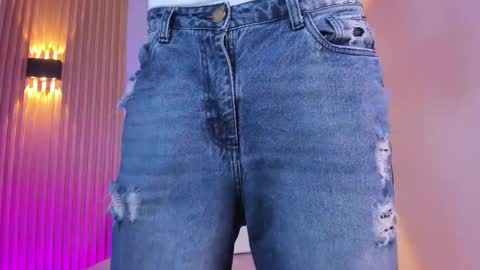 Snapshot of im_tammy_lynn chatting on 04/01/26, 11:33 TAMMY online show from 04/01/26, 11:33