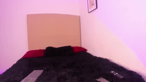 im tiffany  online show from 02/18/26, 04:08