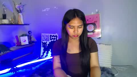 Snapshot of im_ur_girl_demure chatting on 05/22/26, 09:53 kyline online show from 05/22/26, 09:53
