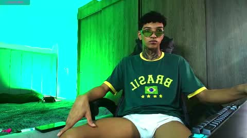 im_usuga online show from 05/18/26, 04:07