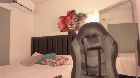 Sofia online show from 03/10/25, 02:16