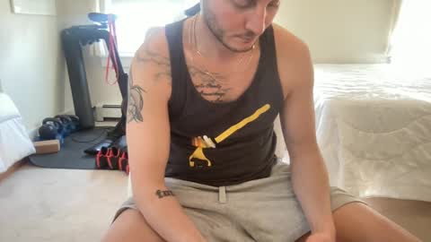 Snapshot of imamouthful20 chatting on 02/21/25, 07:32 ImAMouthful online show from 02/21/25, 07:32