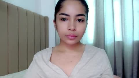Snapshot of imbabyasian chatting on 05/11/26, 12:49 Baby online show from 05/11/26, 12:49