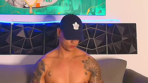 Snapshot of imconor chatting on 02/14/25, 02:50 imconor online show from 02/14/25, 02:50