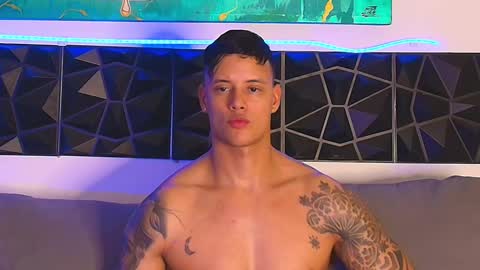 Snapshot of imconor chatting on 03/11/25, 01:48 imconor online show from 03/11/25, 01:48