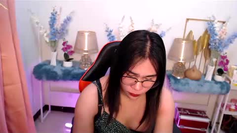 Snapshot of imdestined_foryou chatting on 02/11/25, 07:05 Ashley online show from 02/11/25, 07:05