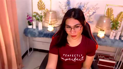 Snapshot of imdestined_foryou chatting on 02/20/25, 10:48 Ashley online show from 02/20/25, 10:48