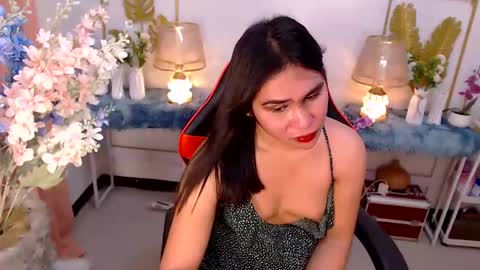 Snapshot of imdestined_foryou chatting on 03/03/25, 09:26 Ashley online show from 03/03/25, 09:26