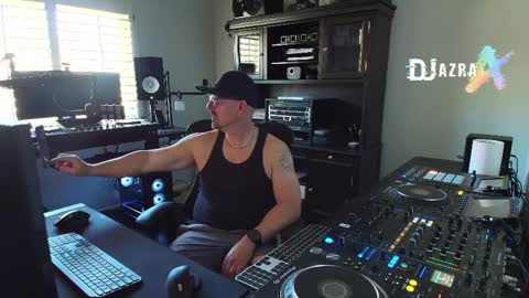 DJ Azra online show from 04/05/26, 06:49