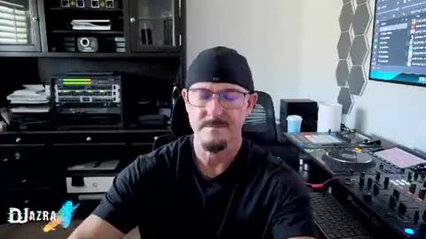 DJ Azra online show from 06/25/26, 09:52