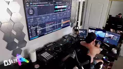 DJ Azra online show from 06/27/26, 12:15