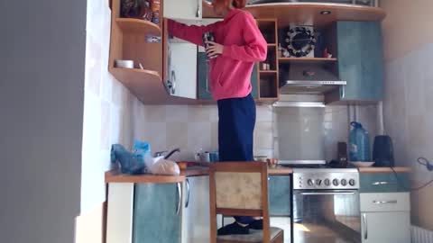 irina online show from 10/29/25, 11:23