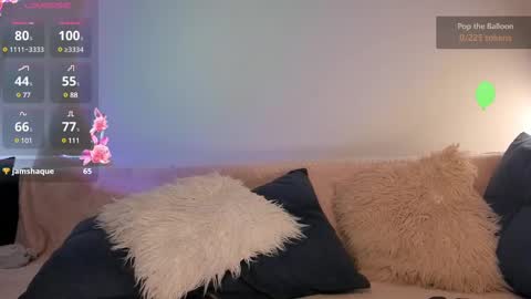 Snapshot of iminako chatting on 02/23/25, 01:21 Kayla online show from 02/23/25, 01:21