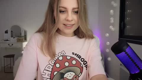 Snapshot of imkeira chatting on 02/03/25, 07:42 ImKeira online show from 02/03/25, 07:42