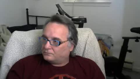 Snapshot of imkmac chatting on 05/15/26, 06:37 Kel online show from 05/15/26, 06:37