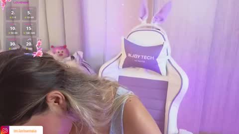 Snapshot of imlarisamaia chatting on 02/14/25, 10:14 Larisa online show from 02/14/25, 10:14