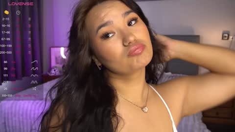 Snapshot of immahawaii chatting on 12/07/24, 03:04 Imma online show from 12/07/24, 03:04