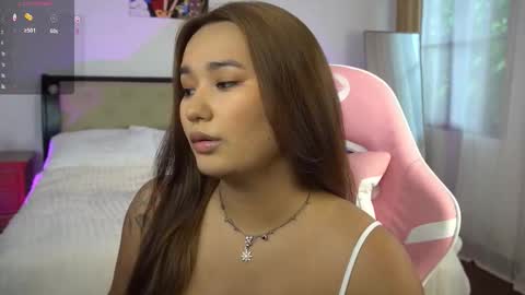 Snapshot of immahawaii chatting on 09/15/25, 03:17 Imma online show from 09/15/25, 03:17