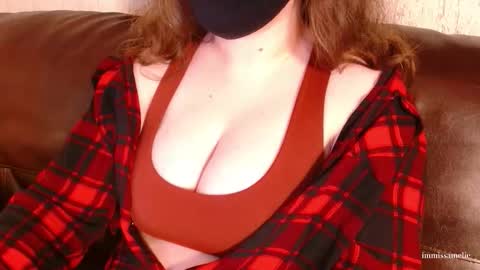 Miss Amelie online show from 11/18/25, 12:49