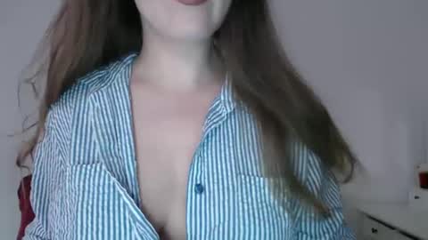 Pola online show from 02/17/25, 09:30