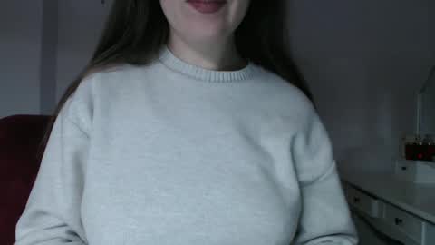 Pola online show from 02/22/25, 11:03