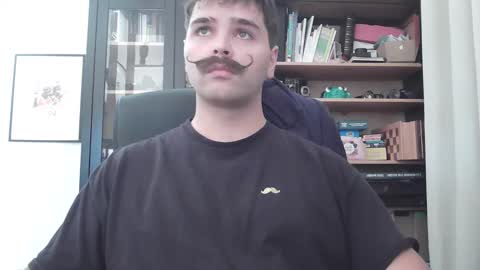 Snapshot of imnothuman22 chatting on 11/19/25, 11:32 imnothuman22 online show from 11/19/25, 11:32