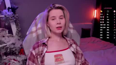 Mia online show from 01/12/26, 01:27