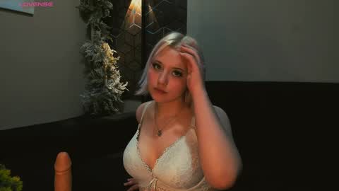 Snapshot of imnysha chatting on 04/02/26, 09:34 ImNysha online show from 04/02/26, 09:34