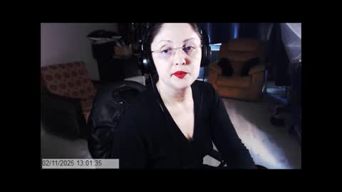 Empress online show from 11/02/25, 11:01