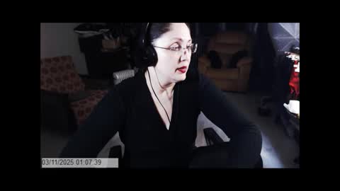 Empress online show from 11/02/25, 11:07