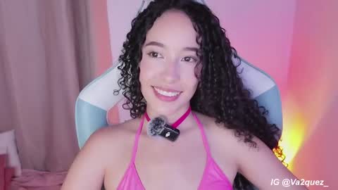 Snapshot of imsarah__ chatting on 04/06/26, 01:25 Sara online show from 04/06/26, 01:25