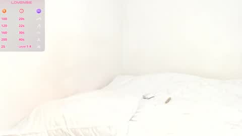 Snapshot of imsiri chatting on 01/14/25, 05:01 Siri online show from 01/14/25, 05:01