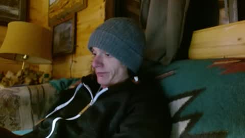 Imstuckhere online show from 04/07/26, 08:37