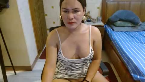 Snapshot of imyourfantasy10 chatting on 02/07/26, 11:52 charmel online show from 02/07/26, 11:52