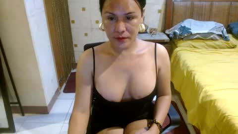 Snapshot of imyourfantasy10 chatting on 07/07/26, 10:14 charmel online show from 07/07/26, 10:14