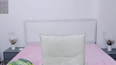 Snapshot of inadaphne chatting on 04/26/26, 04:26 Ina online show from 04/26/26, 04:26