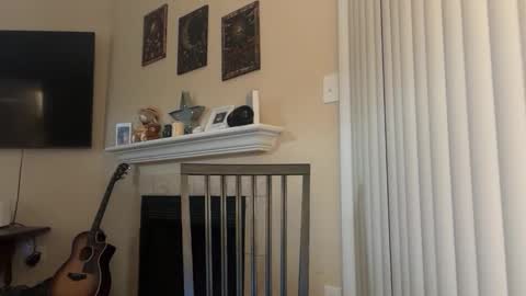 Snapshot of inamate93 chatting on 04/21/26, 07:03 Inmate1993 online show from 04/21/26, 07:03