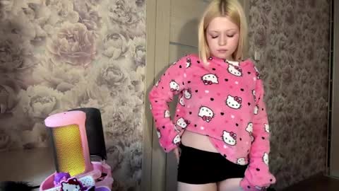 Snapshot of inamillsap chatting on 04/01/26, 01:41 Lola online show from 04/01/26, 01:41