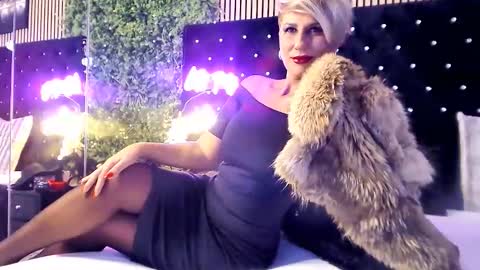 Snapshot of inanna_ishtar1 chatting on 10/07/25, 09:50 inanna_ishtar1 online show from 10/07/25, 09:50