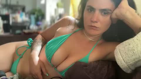 Snapshot of inbedwithlexi chatting on 04/10/26, 06:23 InBedWithLexi online show from 04/10/26, 06:23