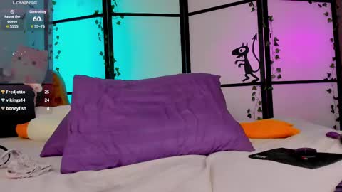  Dina  Help me reach 100 likes  online show from 03/02/25, 08:18