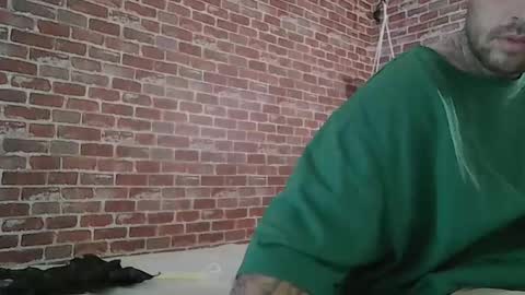 Snapshot of incognito4mon3y chatting on 12/28/24, 03:59 incognito4mon3y online show from 12/28/24, 03:59