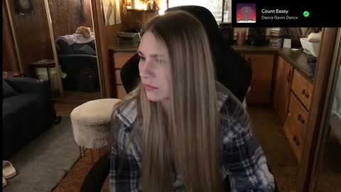 Snapshot of incognitoqueen chatting on 12/22/24, 05:12 Carter online show from 12/22/24, 05:12