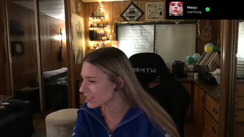 Snapshot of incognitoqueen chatting on 01/06/25, 05:30 Carter online show from 01/06/25, 05:30